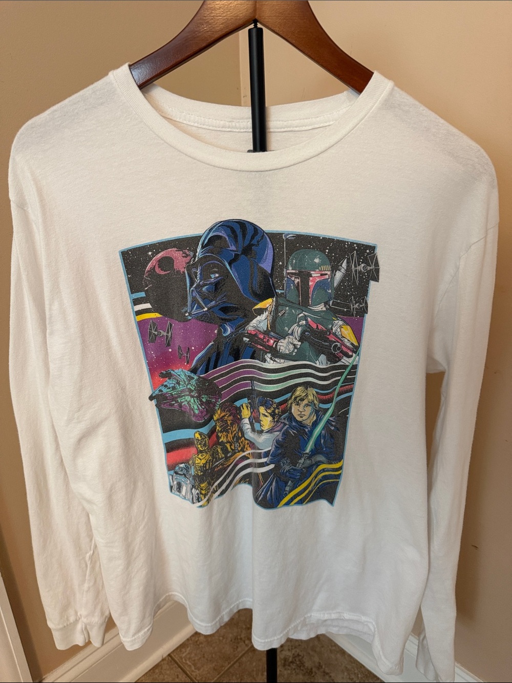 Star Wars White Long-Sleeve Tee with Multicolor Retro Character Graphic